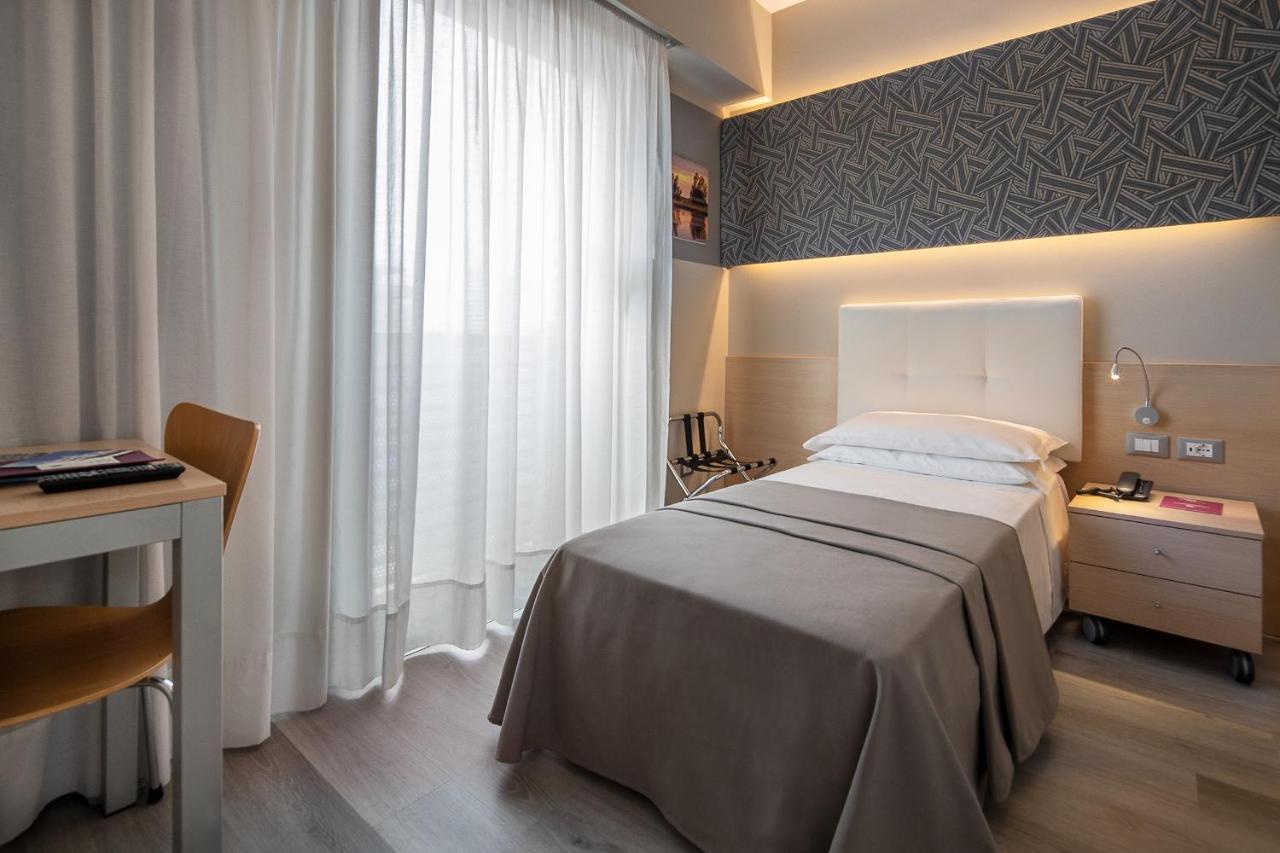 Hotel Rosanna 3 Stelle Superior Lido di Jesolo Exterior photo