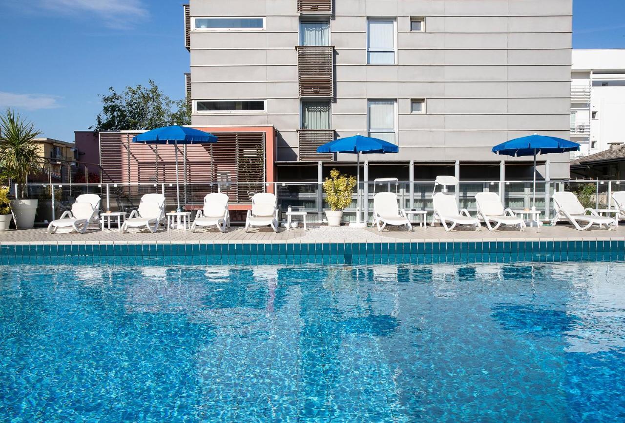 Hotel Rosanna 3 Stelle Superior Lido di Jesolo Exterior photo