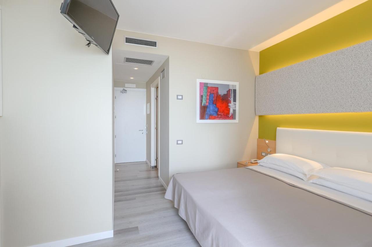 Hotel Rosanna 3 Stelle Superior Lido di Jesolo Exterior photo