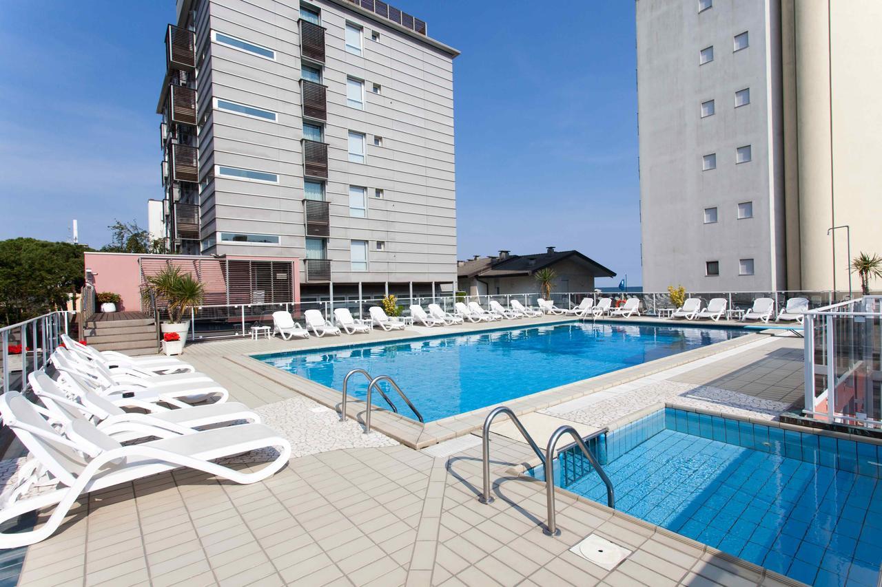 Hotel Rosanna 3 Stelle Superior Lido di Jesolo Exterior photo